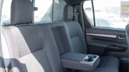 
2025 Toyota Hilux Adventure SR5 4.0L AT Petrol full									