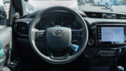 
2025 Toyota Hilux Adventure SR5 4.0L AT Petrol full									