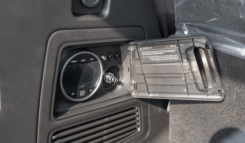 
2026 Nissan Patrol V6 3.5L Twin Turbo LE Platinum Blue-Red full									