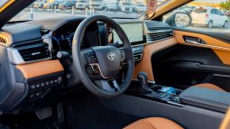 
2025 Toyota Camry Lumiere 2.5L HEV Full option (White) full									