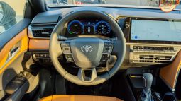 
2025 Toyota Camry Lumiere 2.5L HEV Full option (White) full									