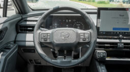 
										2026 Toyota Rav4 XSE 2.5L AT Hybrid (White-Black) full									