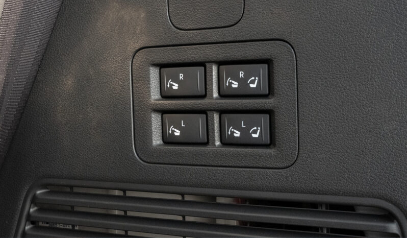 
2026 Nissan Patrol V6 3.5L Twin Turbo LE Platinum Blue-Red full									