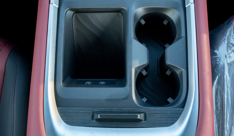 
2026 Nissan Patrol V6 3.5L Twin Turbo LE Platinum Blue-Red full									