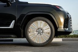 
										2026 Lexus LX700h Signature 3.5L AT Hybrid 7Seats (Black-Red) full									