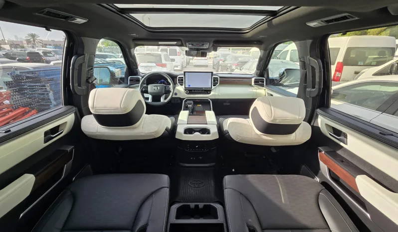 
								2025 Toyota Sequoia Capstone 3.5L AT Hybrid full									
