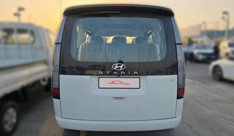 
2025 Hyundai Staria 3.5L AT Petrol (11 Seats) full									