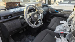 
2025 Hyundai Staria 3.5L AT Petrol (11 Seats) full									