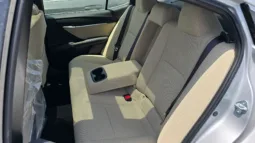 
2026 Toyota Camry LE 2.5L AT Hybrid (Silver) full									