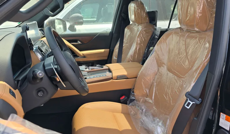 
2026 Lexus LX700h Signature 3.5L AT Hybrid (7seats) full									