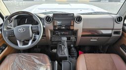 
2025 Toyota Land Cruiser LC 79 4.0L AT Petrol (White) full									