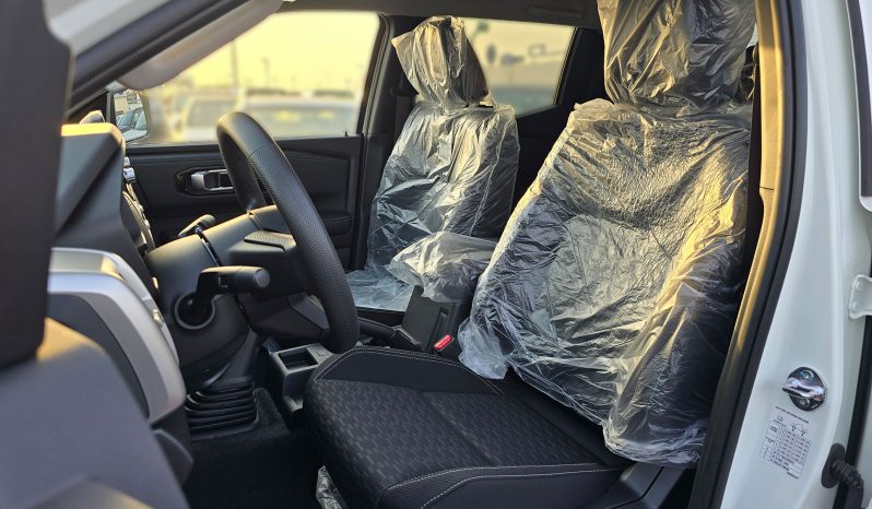 
2025 Mitsubishi L200 GL 2.4L MT Diesel w/ Screen full									