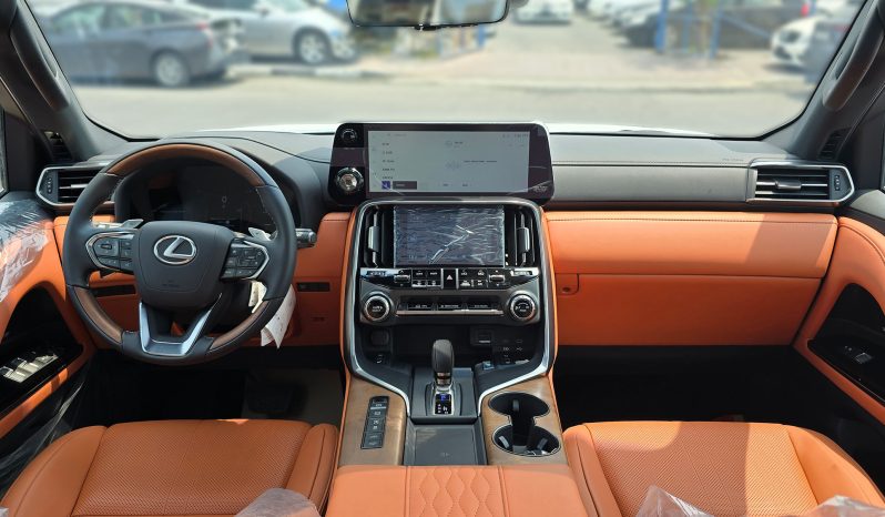 
2026 Lexus LX600 VIP Black Edition 3.5L AT Petrol full									