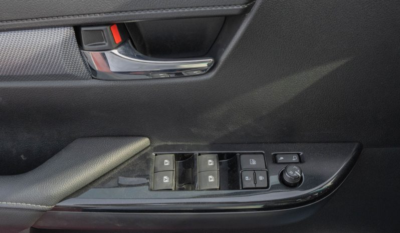 
2025 Toyota Hilux GR-Sport 4.0L AT Petrol (White) full									