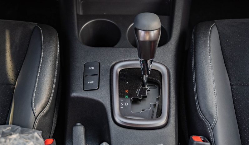 
2025 Toyota Hilux GR-Sport 4.0L AT Petrol (White) full									