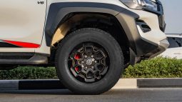 
2025 Toyota Hilux GR-Sport 4.0L AT Petrol (White) full									