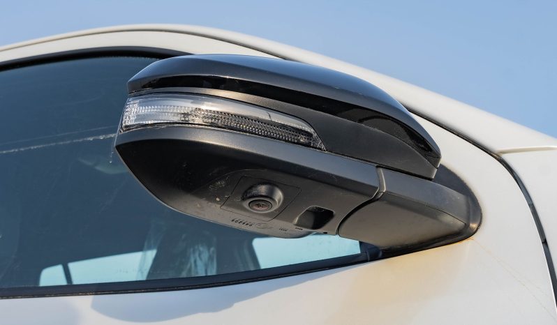 
2025 Toyota Hilux GR-Sport 4.0L AT Petrol (White) full									