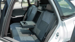 
										2026 Toyota Rav4 XSE 2.5L AT Hybrid (White-Black) full									