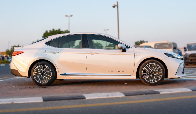 
2025 Toyota Camry Lumiere 2.5L HEV Full option (White) full									