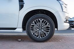 
2026 Nissan Patrol SE Platinum 3.8L AT Petrol (White-Tan) full									