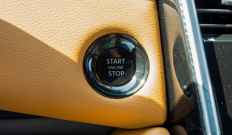 
2026 Nissan Patrol SE Platinum 3.8L AT Petrol (White-Tan) full									