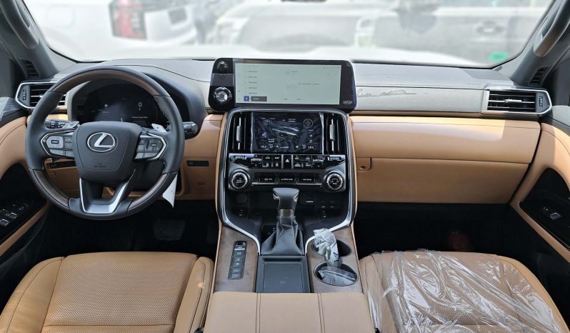 
								2026 Lexus LX600 Signature 3.5L AT Petrol /w Wood Accent full									