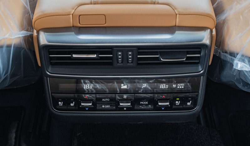 
								2026 Lexus LX600 Signature 3.5L AT Petrol /w Wood Accent full									