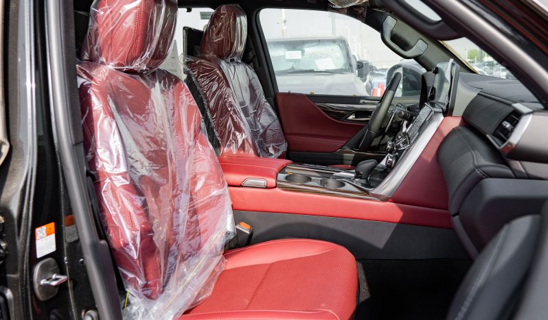 
								2026 Lexus LX700h Signature 3.5L AT Hybrid 7Seats (Black-Red) full									