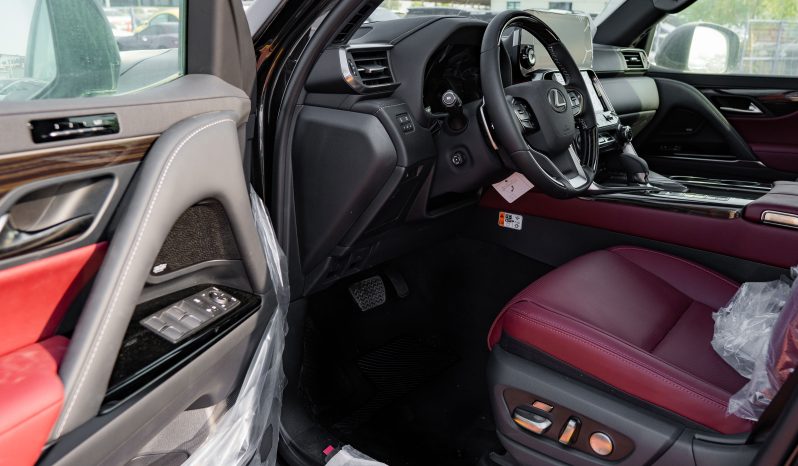 
								2026 Lexus LX700h Signature 3.5L AT Hybrid 7Seats (Black-Red) full									