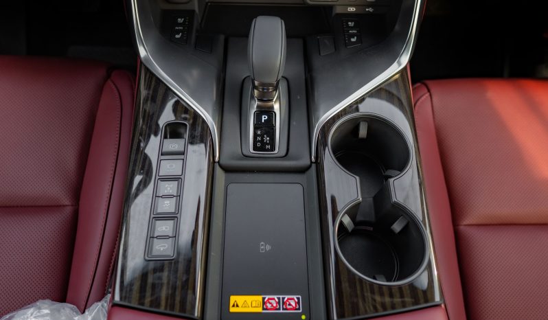 
								2026 Lexus LX700h Signature 3.5L AT Hybrid 7Seats (Black-Red) full									