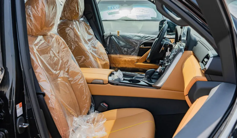 
2026 Lexus LX700h Signature 3.5L AT Hybrid (Black) 5 Seats full									