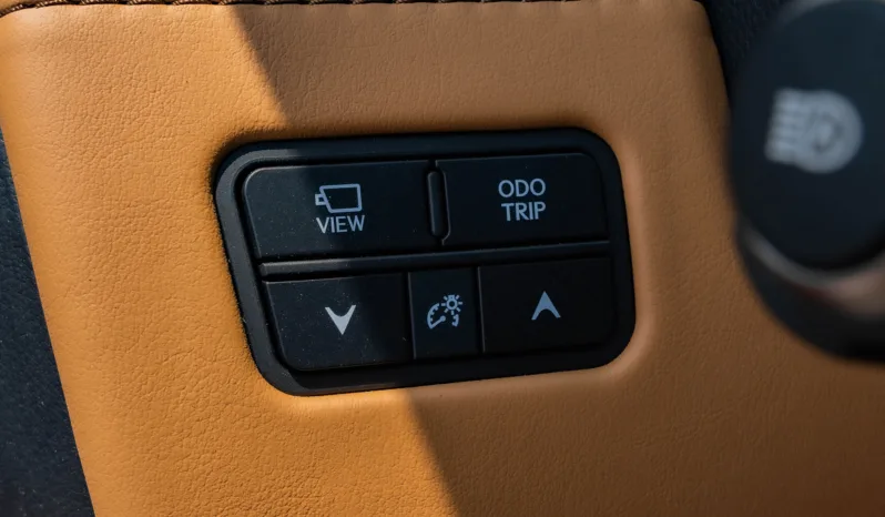 
2026 Lexus LX700h Signature 3.5L AT Hybrid (Black) 5 Seats full									