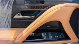 
2026 Lexus LX700h Signature 3.5L AT Hybrid (Black) 5 Seats full									