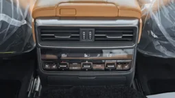 
2026 Lexus LX700h Signature 3.5L AT Hybrid (7seats) 10 Speaker full									
