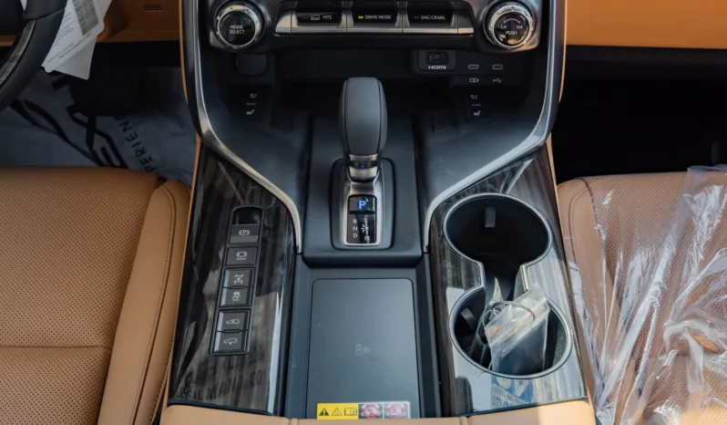 
2026 Lexus LX700h Signature 3.5L AT Hybrid (7seats) 10 Speaker full									