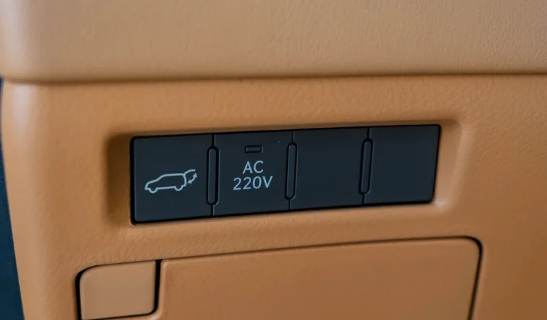 
2026 Lexus LX700h Signature 3.5L AT Hybrid (7seats) 10 Speaker full									