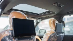 
2026 Lexus LX700h Signature 3.5L AT Hybrid (7seats) 10 Speaker full									