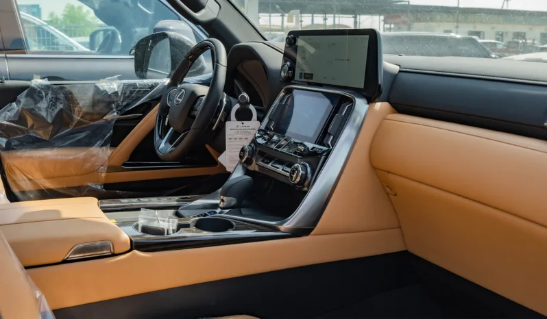 
2026 Lexus LX700h Signature 3.5L AT Hybrid (7seats) 10 Speaker full									