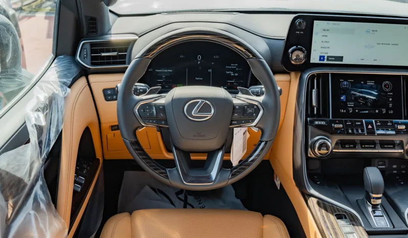 
2026 Lexus LX700h Signature 3.5L AT Hybrid (7seats) 10 Speaker full									