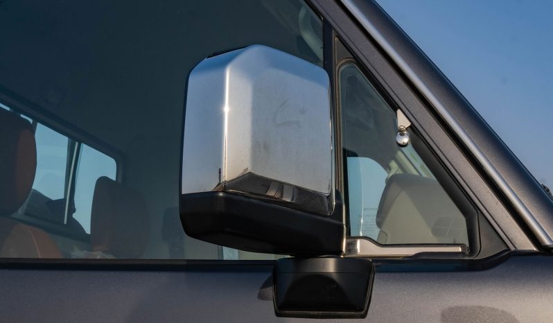 
2025 Toyota Land Cruiser LC 79 4.0L AT Petrol (Gray) full									