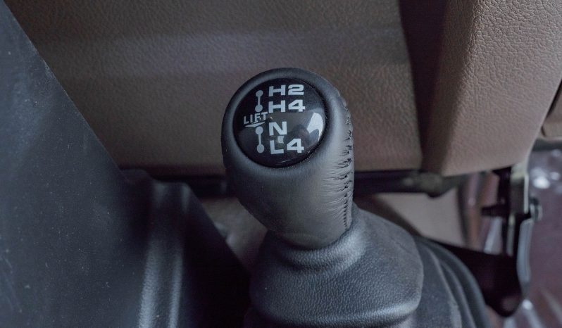 
2025 Toyota Land Cruiser LC 79 4.0L AT Petrol (Gray) full									