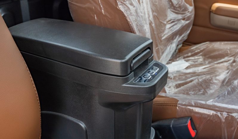 
2025 Toyota Land Cruiser LC 79 4.0L AT Petrol (Gray) full									