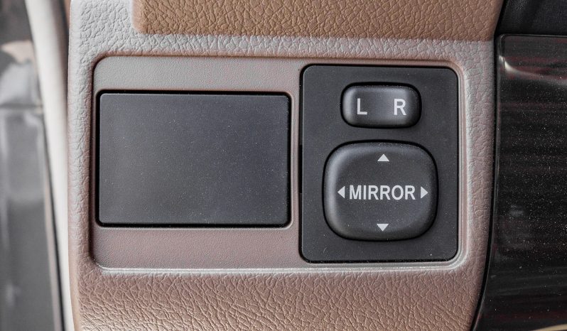 
2025 Toyota Land Cruiser LC 79 4.0L AT Petrol (White) full									