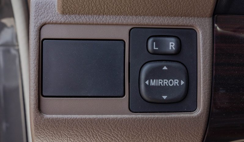 
2025 Toyota Land Cruiser LC 79 4.0L AT Petrol (Gray) full									