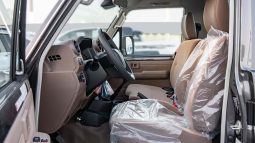 
2025 Toyota Land Cruiser LC 79 2.8L SC MT Diesel (Gray) full									