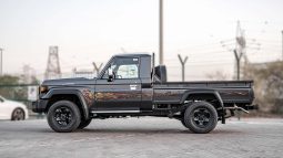 
2025 Toyota Land Cruiser LC 79 2.8L SC MT Diesel (Gray) full									