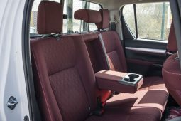 
2026 Toyota Hilux SGLX 2.8L AT Diesel (White-Red) full									