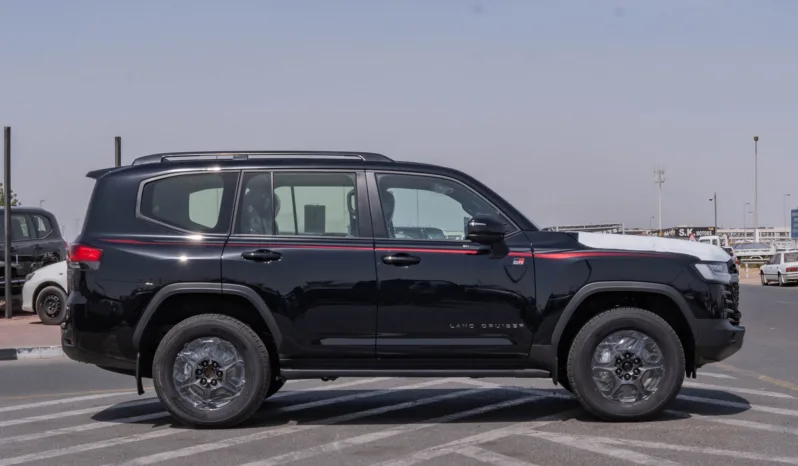 
2026 Toyota Land Cruiser 300 GR-Sport 3.5L AT Petrol full									