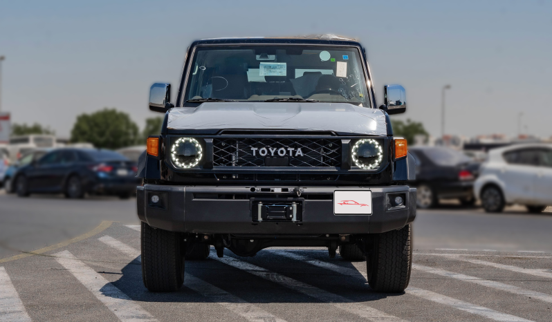 
2026 Toyota Land Cruiser LC76 4.0L AT Petrol (Black) full									