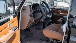 
2026 Toyota Land Cruiser LC76 4.0L AT Petrol (Black) full									